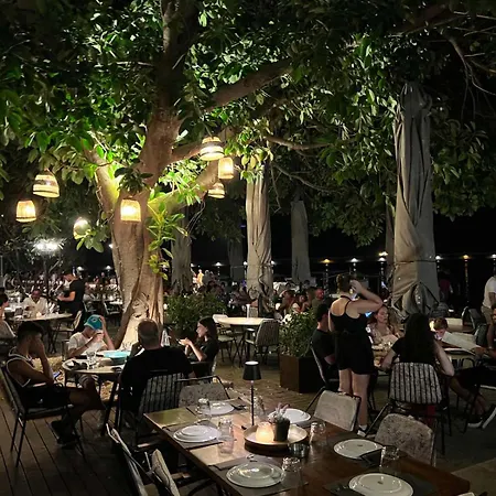 Oda ve Kahvaltı Panellinion Luxury 3*