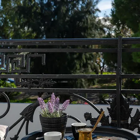 Bed & Breakfast Panellinion Luxury Kalamata