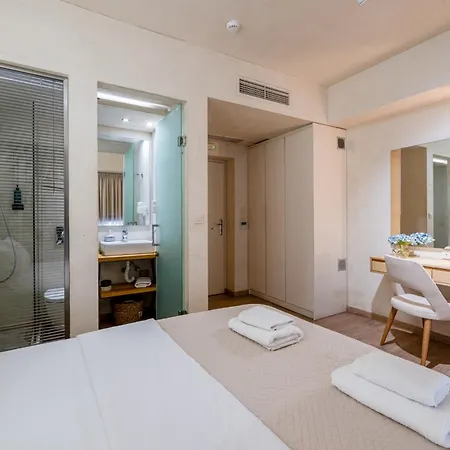 Panellinion Luxury