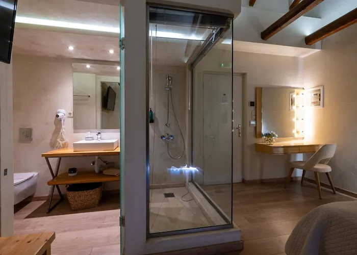 Panellinion Luxury Bed & Breakfast