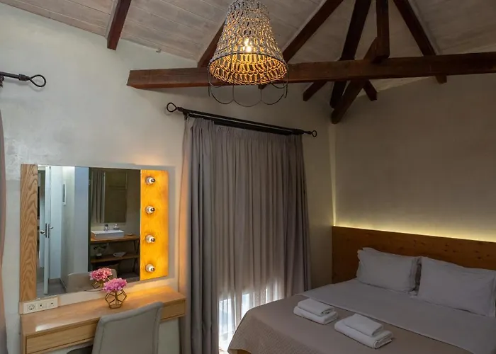 Bed & Breakfast Panellinion Luxury