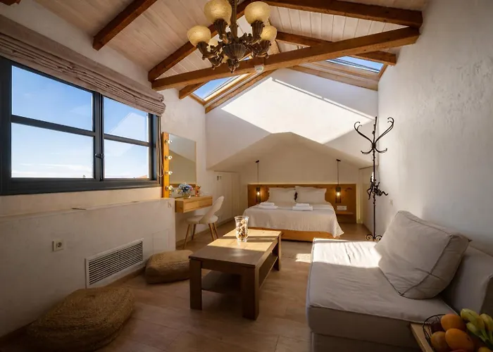 Panellinion Luxury