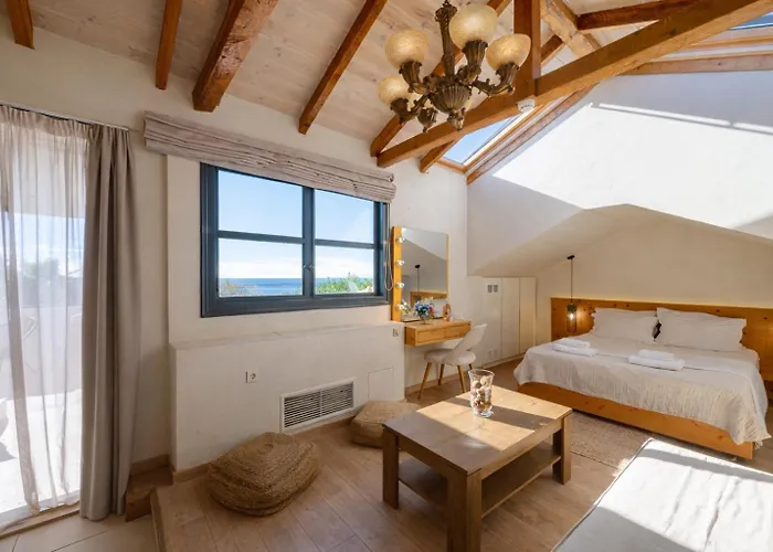 Panellinion Luxury