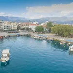 Bed & Breakfast Panellinion Luxury Kalamata
