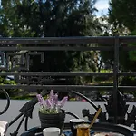 Bed & Breakfast Panellinion Luxury Kalamata