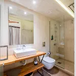 Panellinion Luxury فندق مبيت وإفطار 3*