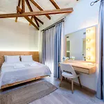 Oda ve Kahvaltı Panellinion Luxury