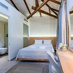 Oda ve Kahvaltı Panellinion Luxury Kalamata