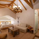 Panellinion Luxury كالاماتا