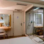 Panellinion Luxury فندق مبيت وإفطار كالاماتا