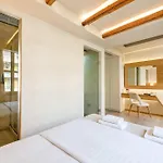 Oda ve Kahvaltı Panellinion Luxury Kalamata