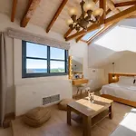 Panellinion Luxury