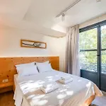 فندق مبيت وإفطار Panellinion Luxury كالاماتا