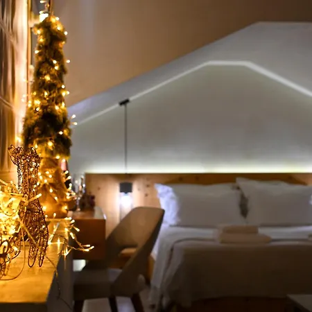 Panellinion Luxury Bed & Breakfast 3*