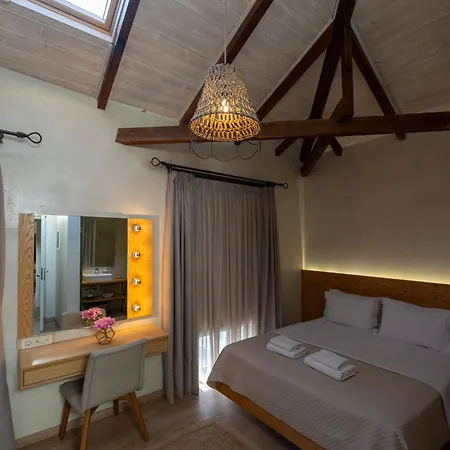 Bed & Breakfast Panellinion Luxury