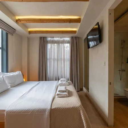 Bed & Breakfast Panellinion Luxury Kalamata