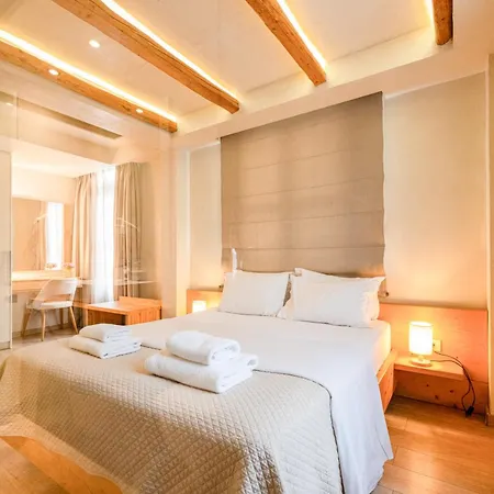 B&B Panellinion Luxury 칼라마타