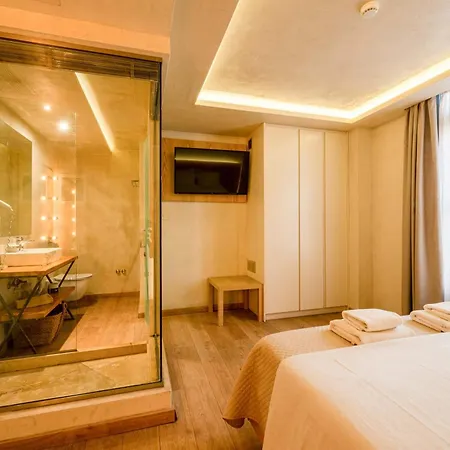 B&B Panellinion Luxury 3*