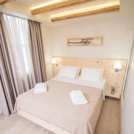 Bed and breakfast Panellinion Luxury Kalamata