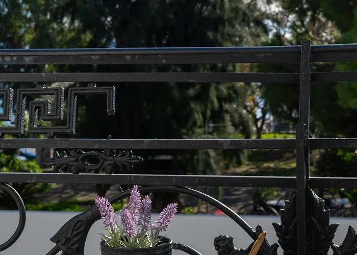 Bed and Breakfast Panellinion Luxury Καλαμάτα