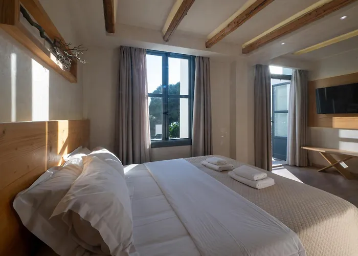 Panellinion Luxury 3* Καλαμάτα