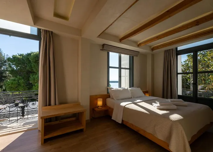 Panellinion Luxury 3* Καλαμάτα