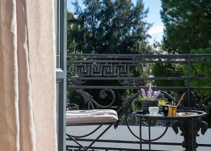 Bed and Breakfast Panellinion Luxury 3*