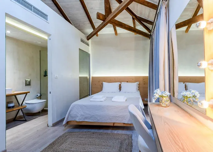 Bed and Breakfast Panellinion Luxury Καλαμάτα