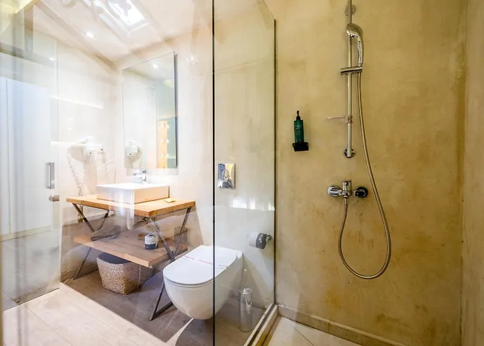 B&B Panellinion Luxury 3*