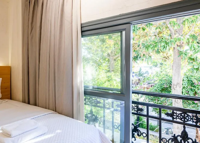 Panellinion Luxury