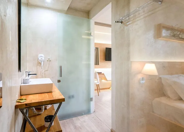 Panellinion Luxury 3* 칼라마타