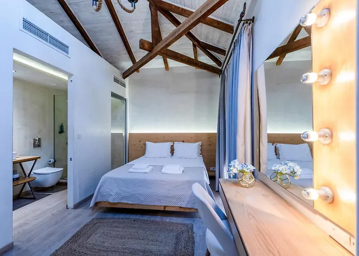 Panellinion Luxury