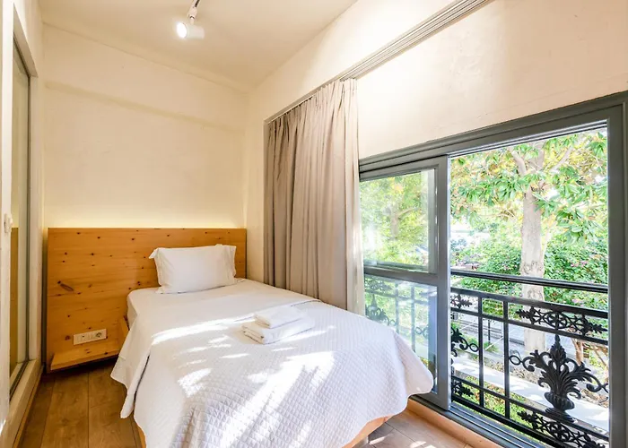 Panellinion Luxury B&B
