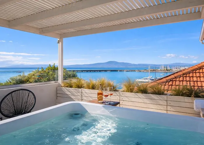 Bed and Breakfast Panellinion Luxury 3*