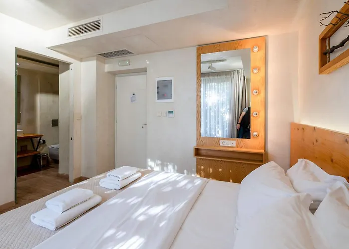 Bed and Breakfast Panellinion Luxury 3*